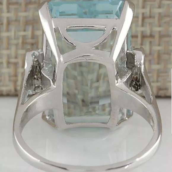 New sterling stamped S925 blue Aquamarine ring - Picture 5 of 6